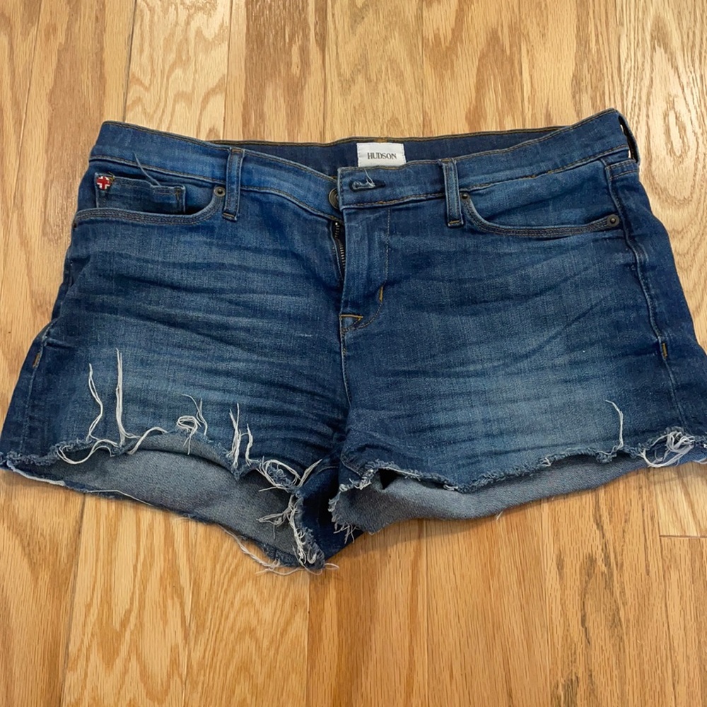 Hudson Jean shorts (amber) - size 30